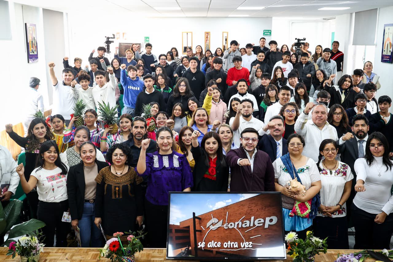 DÍA DEL ESTUDIANTE INDÍGENA FOTO 2 