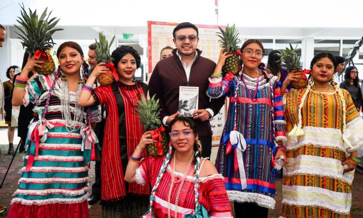 DÍA DEL ESTUDIANTE INDÍGENA FOTO 1 