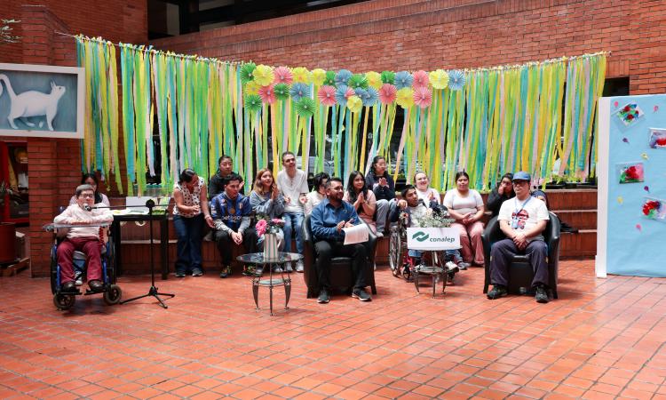 foto 1 abril de sonrisas en el CONALEP 